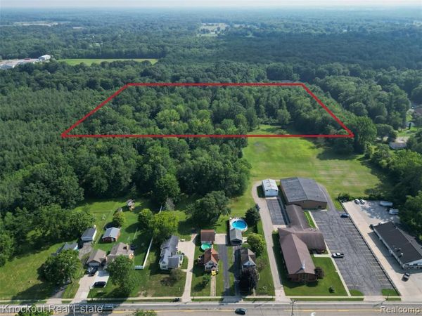 000 Oak Street, Montrose, MI 48457