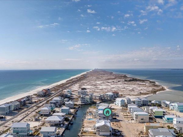 7402 Grand Navarre Boulevard, Navarre, FL 32566