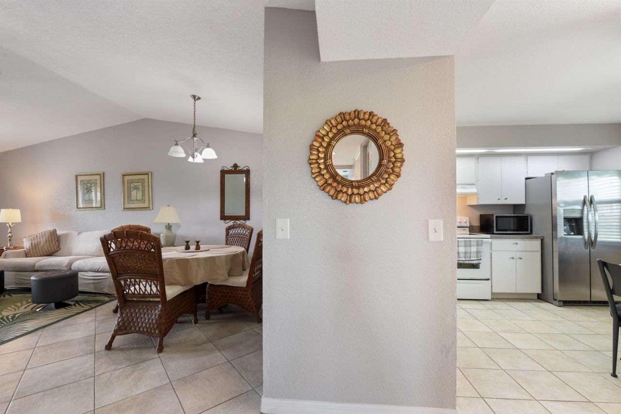 449 Royal Poinciana, Unit 221, Punta Gorda, FL 33955 Photo
