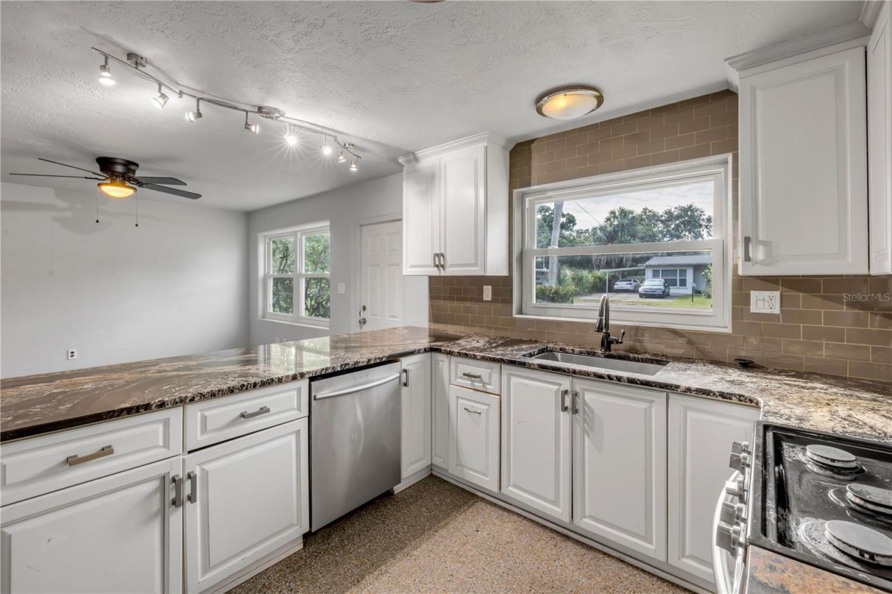 719 Jane Avenue, New Smyrna Beach, FL 32168 Photo