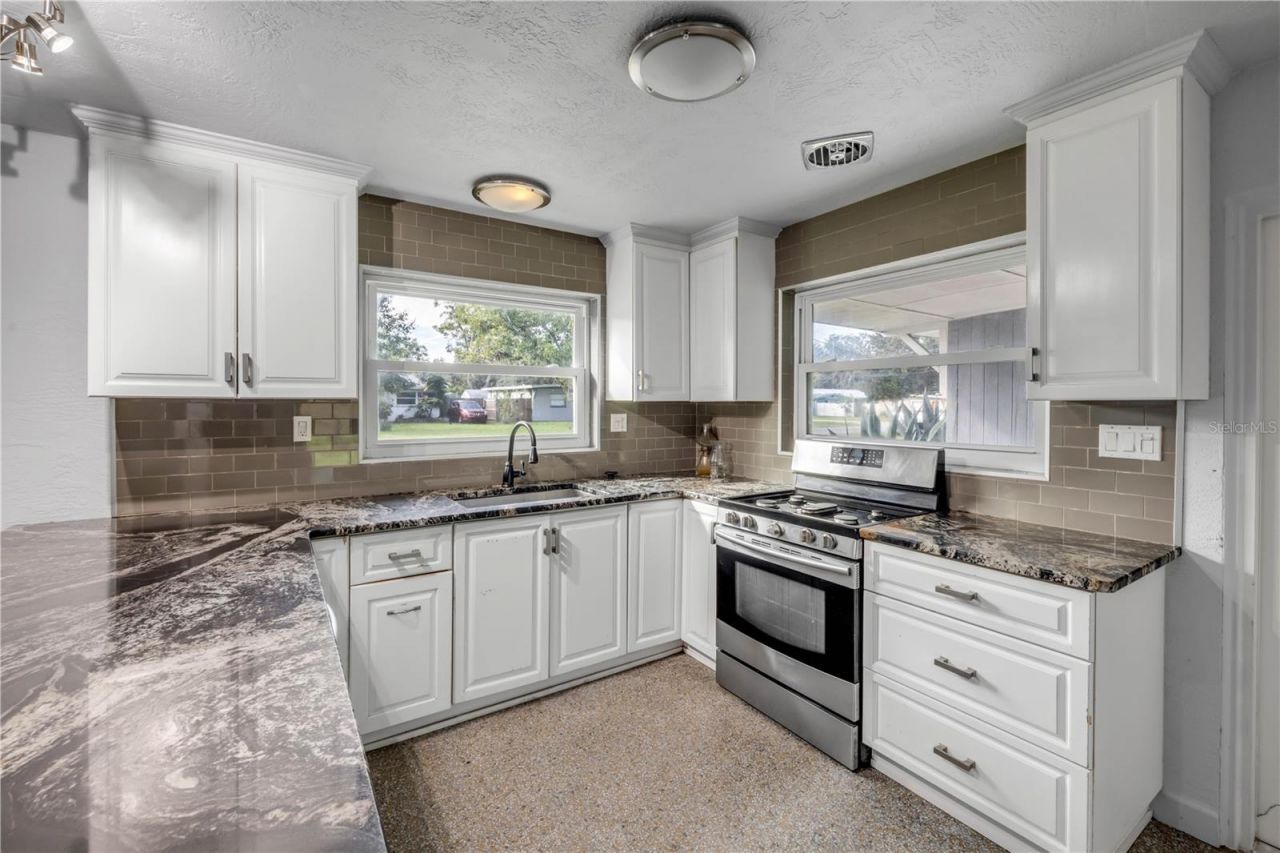 719 Jane Avenue, New Smyrna Beach, FL 32168 Photo