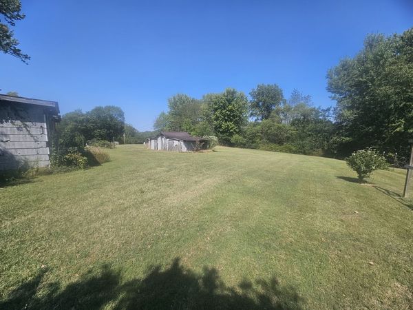 7502 S Swift Rd, Goodlettsville, TN 37072