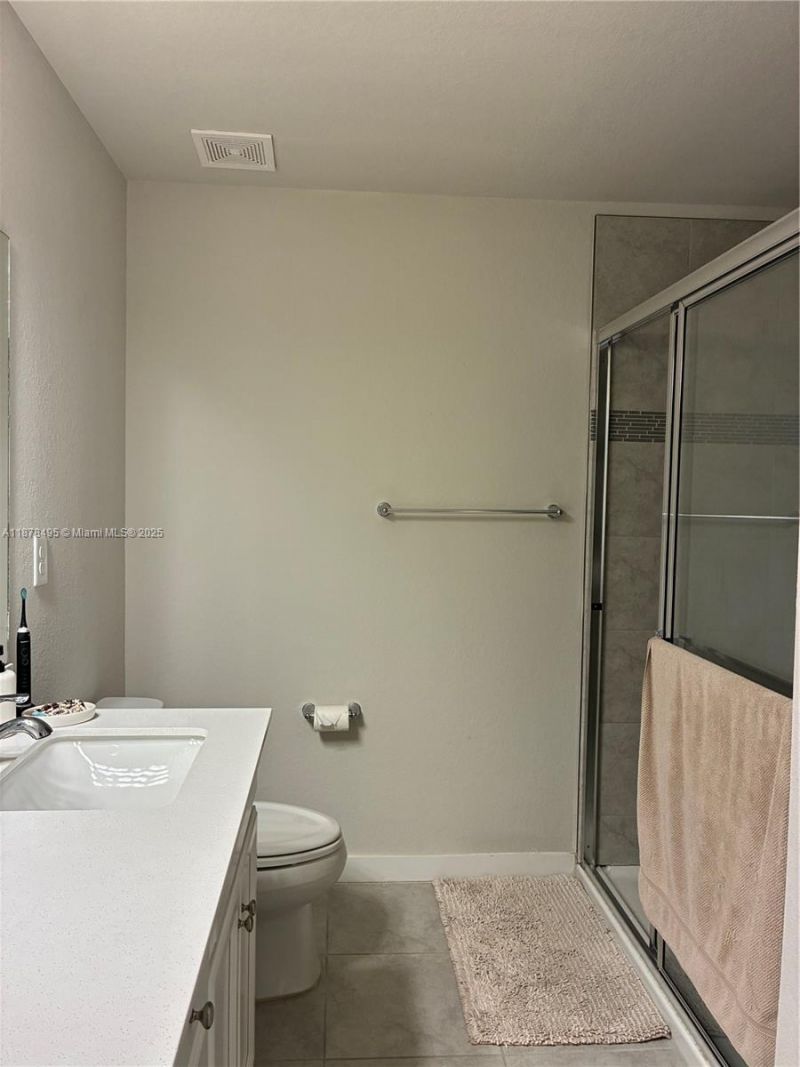 1069 NW 4th Ter, Florida City, FL 33034 Photo