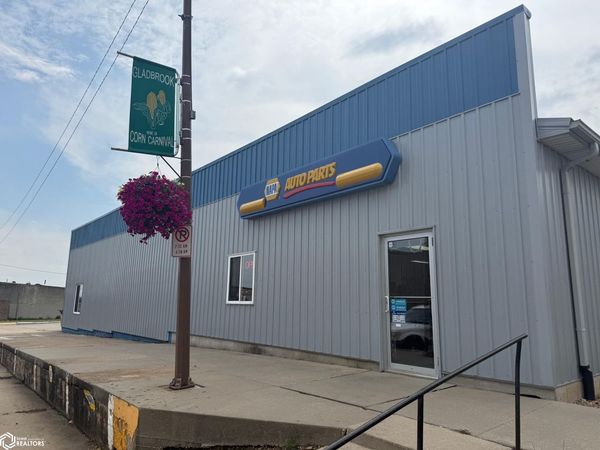 322 2nd Street, Gladbrook, IA 50635