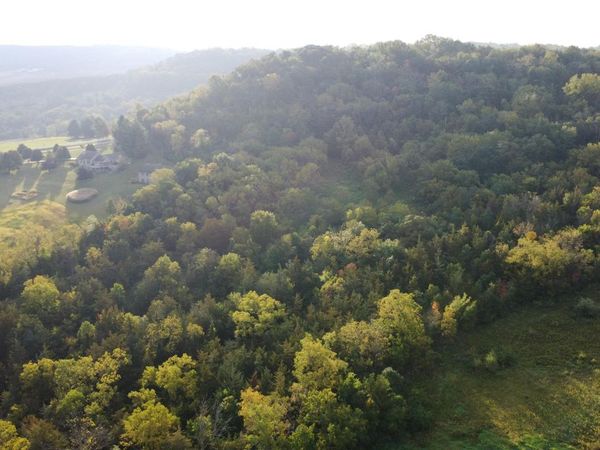 948 S Rocky Hill Road, GALENA, IL 61036