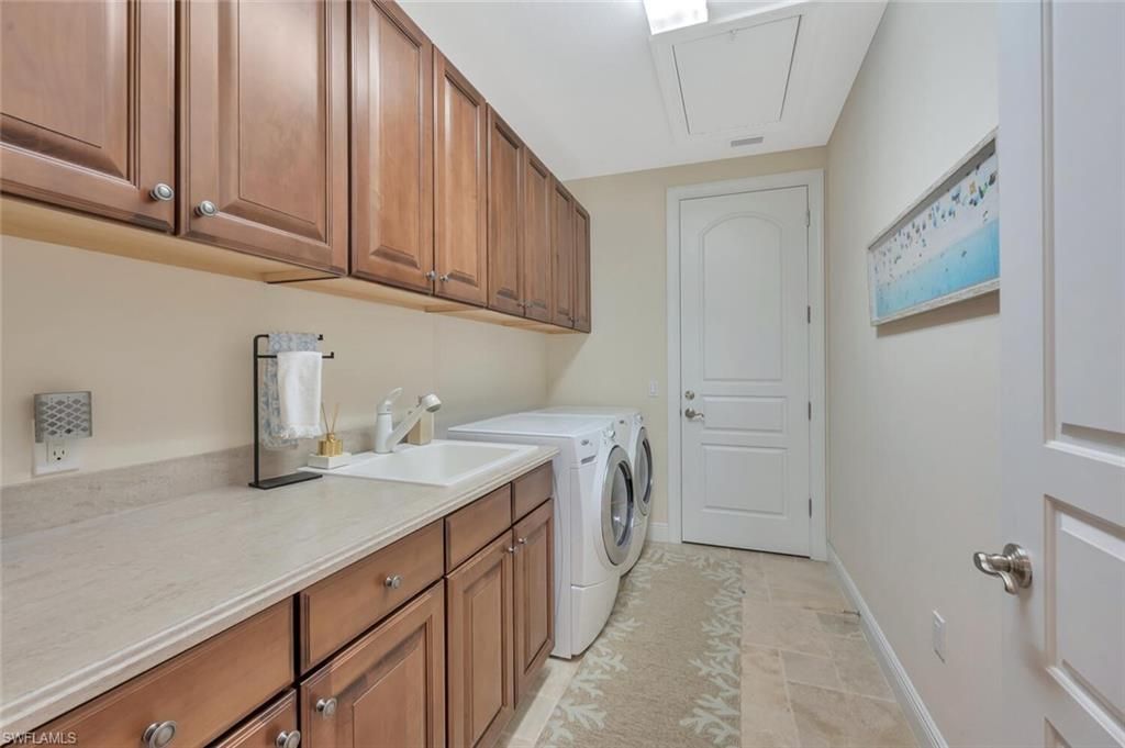 2543 Marquesa Royale Ln, Unit PH 301, Naples, FL 34109 Photo