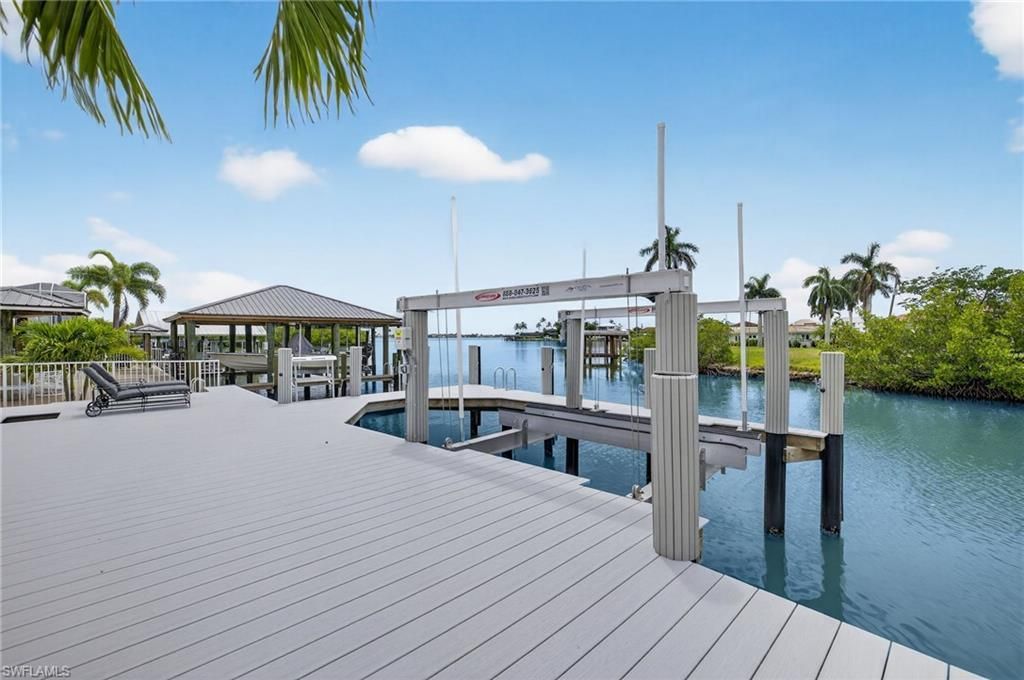160 San Salvador St, Naples, FL 34113 Photo