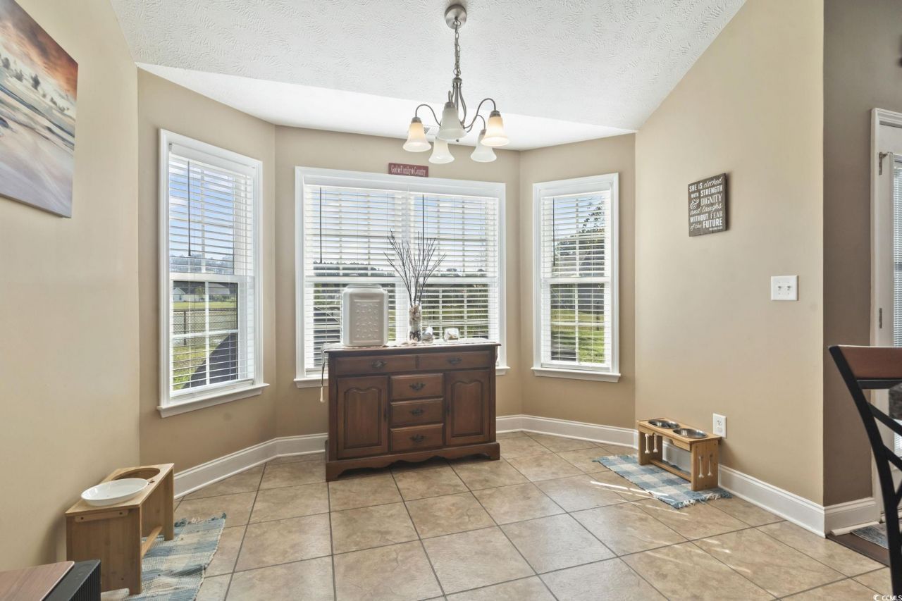 222 Macarthur Dr. Photo 20