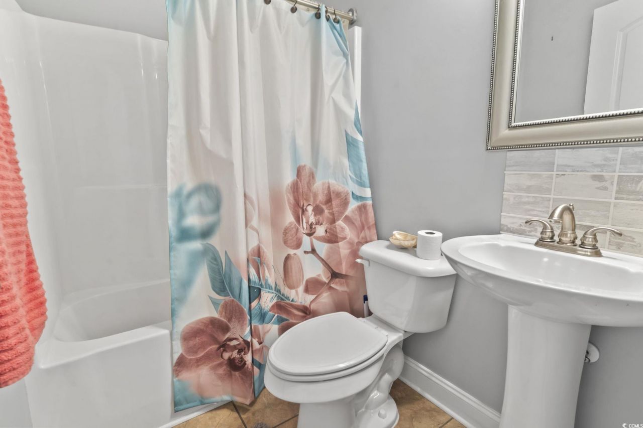 222 Macarthur Dr. Photo 28