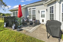 222 Macarthur Dr. photo 4