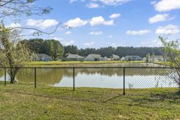 222 Macarthur Dr. photo 4