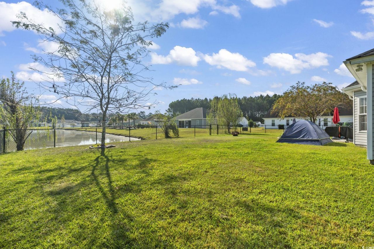 222 Macarthur Dr. Photo 6