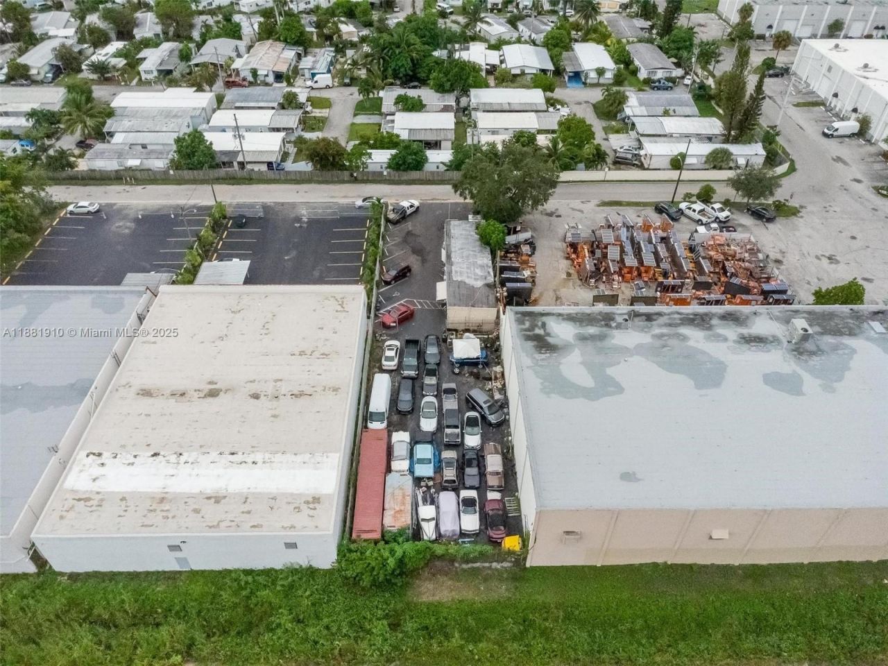 2111 John P Lyons Ln, Pembroke Park, FL 33021 Photo