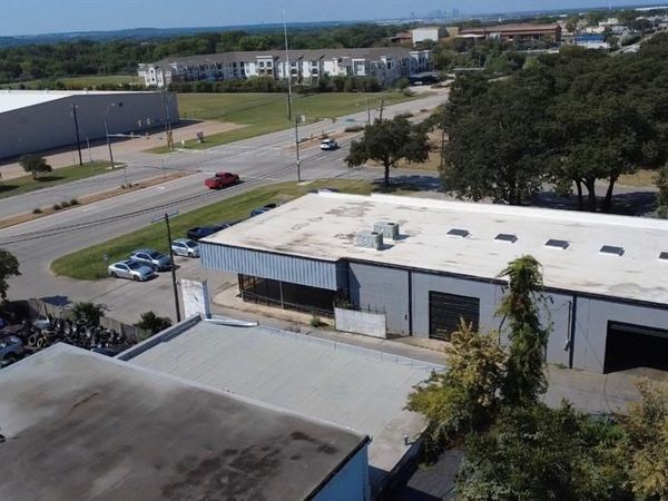 348 W Hurst Boulevard, Hurst, TX 76053