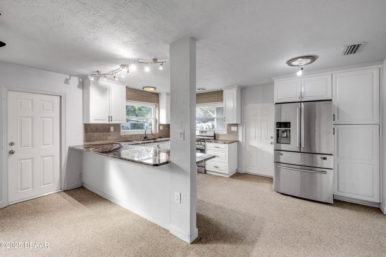 719 Jane Avenue, New Smyrna Beach, FL 32168 Photo