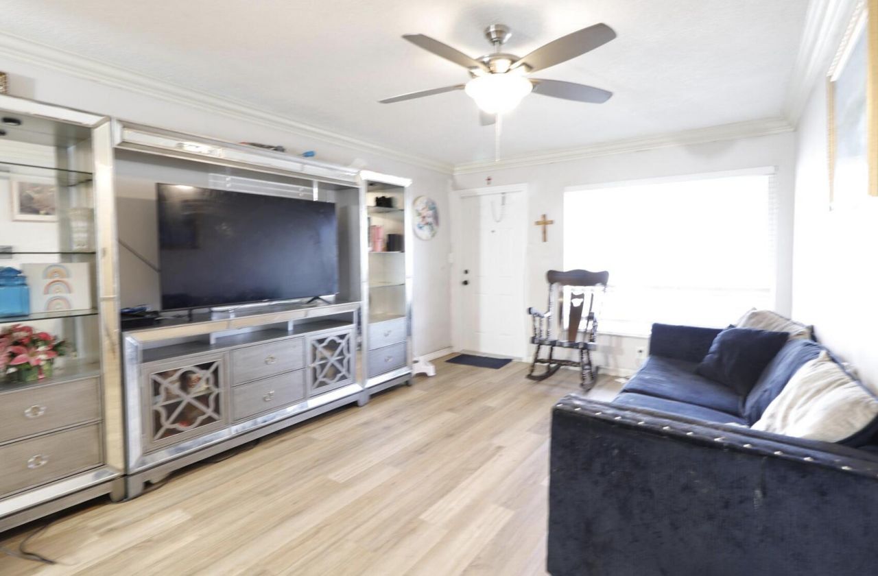 2240 NW 10th Court, Pompano Beach, FL 33069 Photo