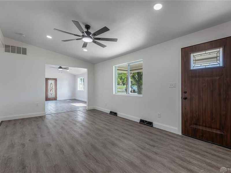 4124 Rosehill Drive, Beavercreek, OH 45431 Photo 3