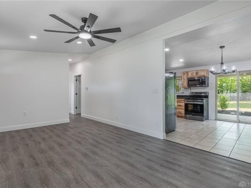 4124 Rosehill Drive, Beavercreek, OH 45431 Photo 4