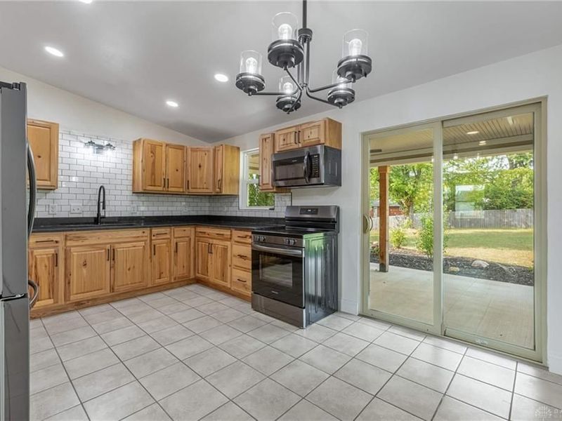 4124 Rosehill Drive, Beavercreek, OH 45431 Photo 5