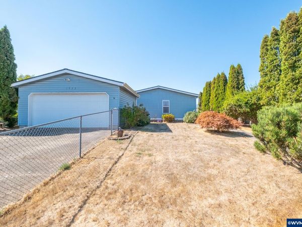 1933 SE Gregory Dr, Dallas, OR 97338