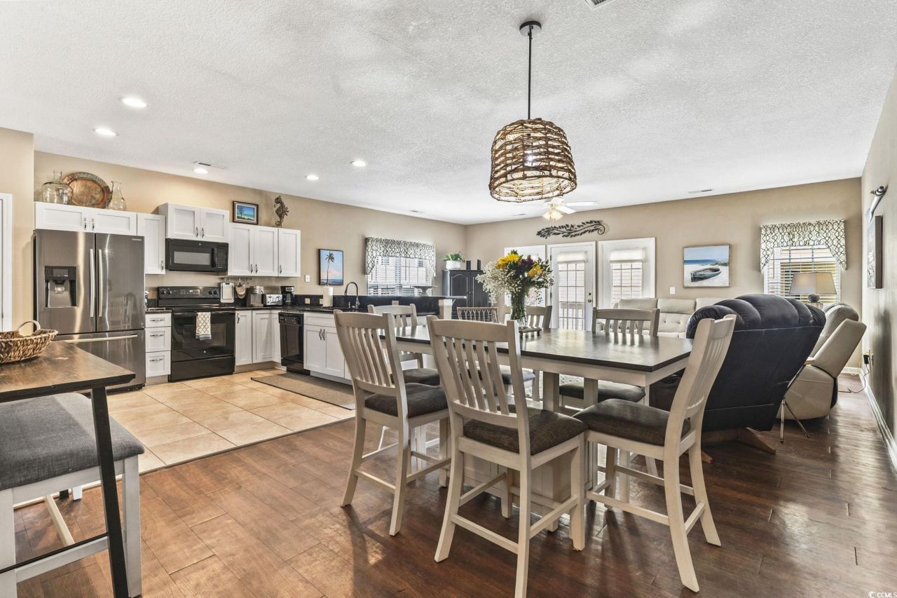 105-a-b Woodland Dr. Photo 5