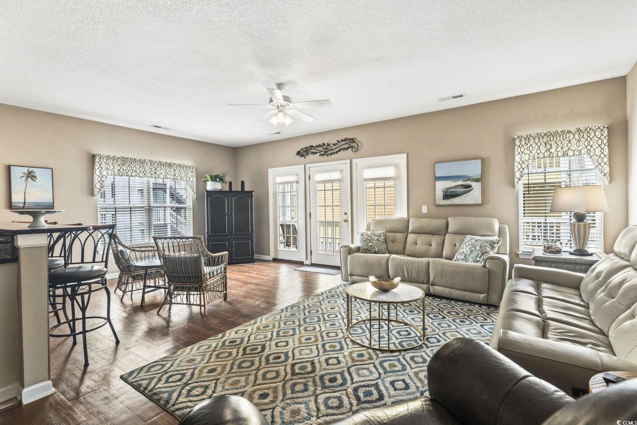 105-a-b Woodland Dr. Photo 6