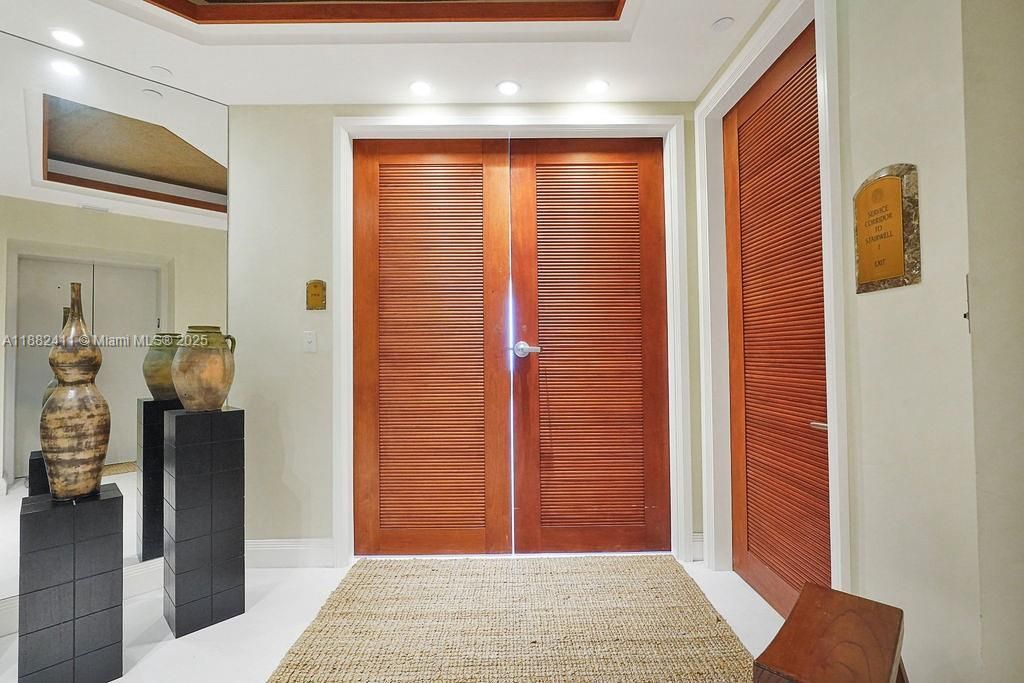 16047 Collins Ave, Unit 2904, Sunny Isles Beach, FL 33160 Photo