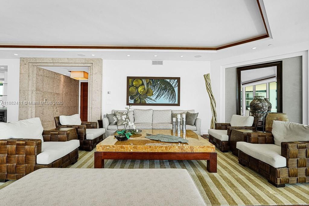 16047 Collins Ave, Unit 2904, Sunny Isles Beach, FL 33160 Photo