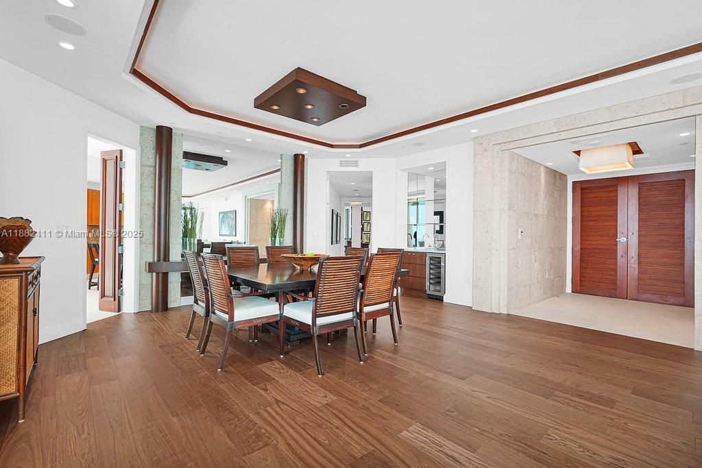 16047 Collins Ave, Unit 2904, Sunny Isles Beach, FL 33160 Photo