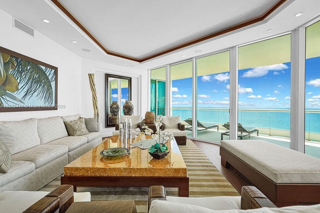 16047 Collins Ave, Unit 2904, Sunny Isles Beach, FL 33160 Photo