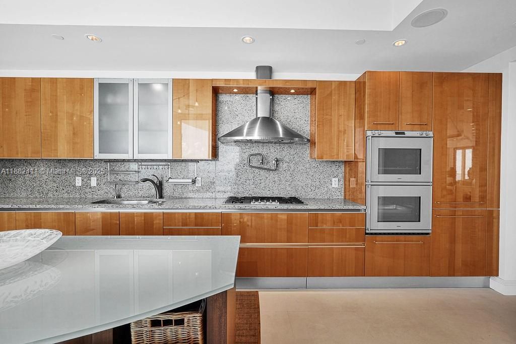 16047 Collins Ave, Unit 2904, Sunny Isles Beach, FL 33160 Photo