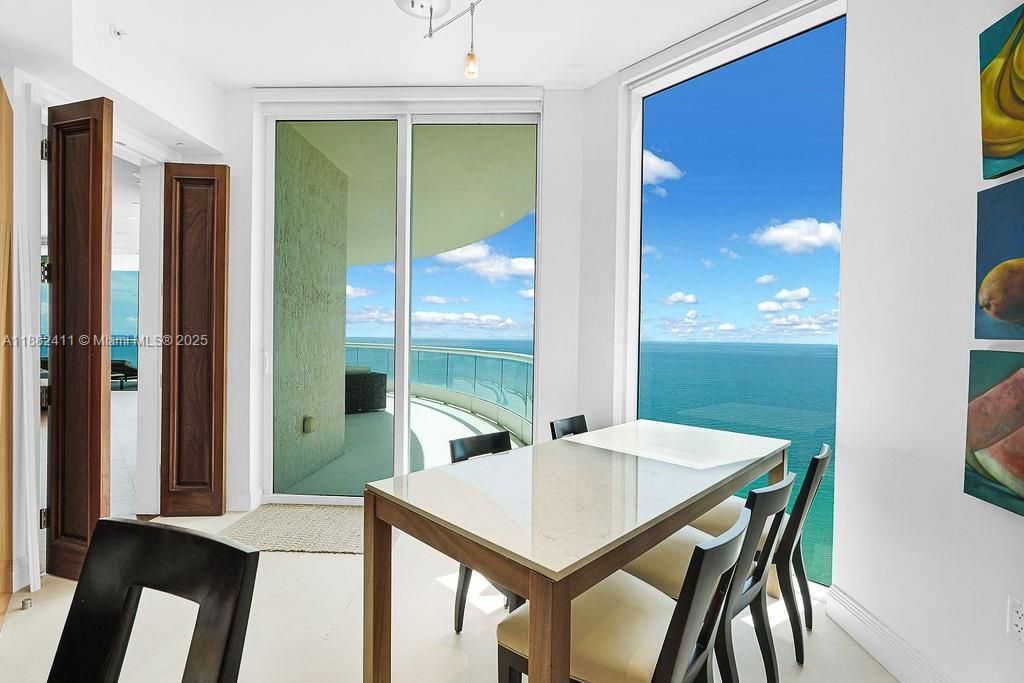 16047 Collins Ave, Unit 2904, Sunny Isles Beach, FL 33160 Photo