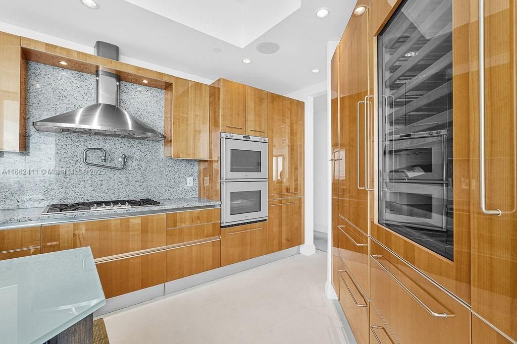 16047 Collins Ave, Unit 2904, Sunny Isles Beach, FL 33160 Photo