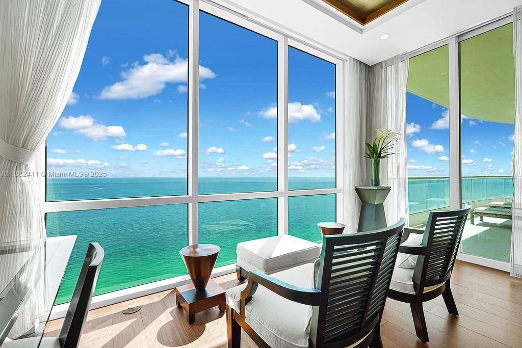 16047 Collins Ave, Unit 2904, Sunny Isles Beach, FL 33160 Photo