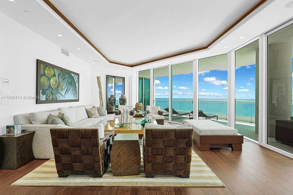 16047 Collins Ave, Unit 2904, Sunny Isles Beach, FL 33160 Photo