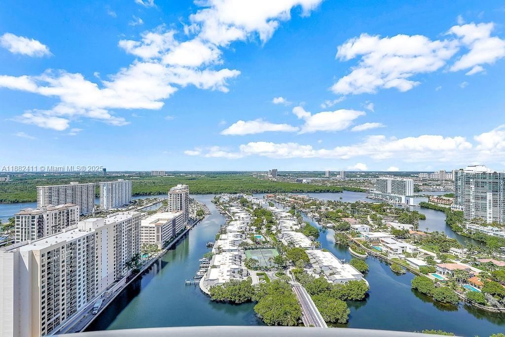 16047 Collins Ave, Unit 2904, Sunny Isles Beach, FL 33160 Photo