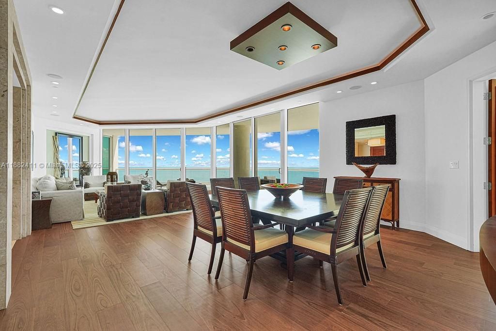 16047 Collins Ave, Unit 2904, Sunny Isles Beach, FL 33160 Photo