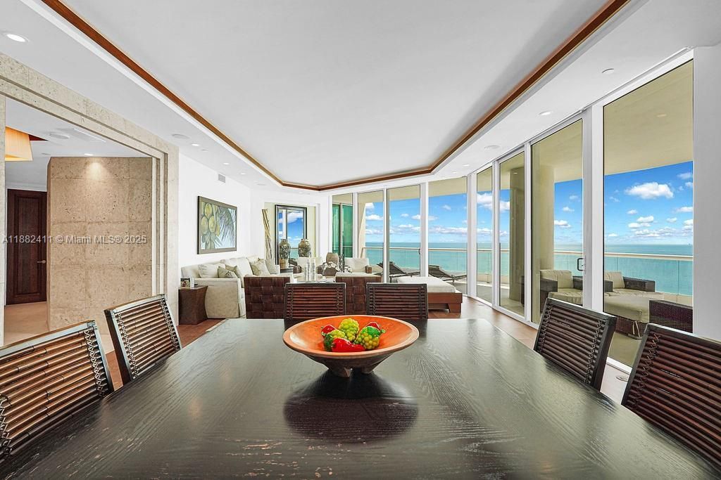 16047 Collins Ave, Unit 2904, Sunny Isles Beach, FL 33160 Photo