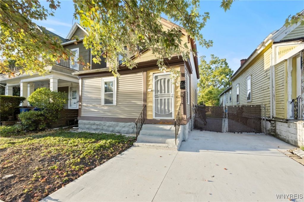 48 Glenwood Avenue, Buffalo, NY 14209 Main Photo