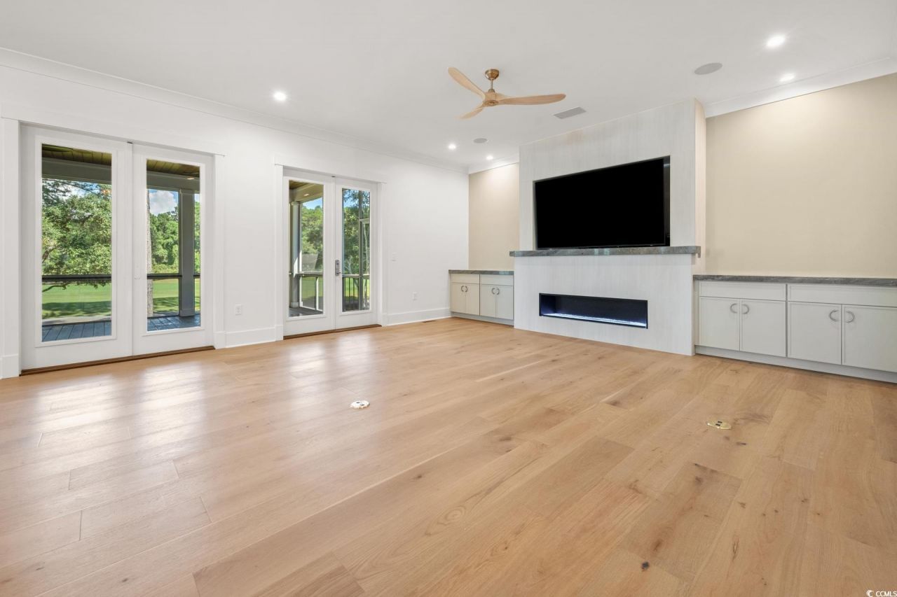 575 Collins Meadow Dr. Photo 6