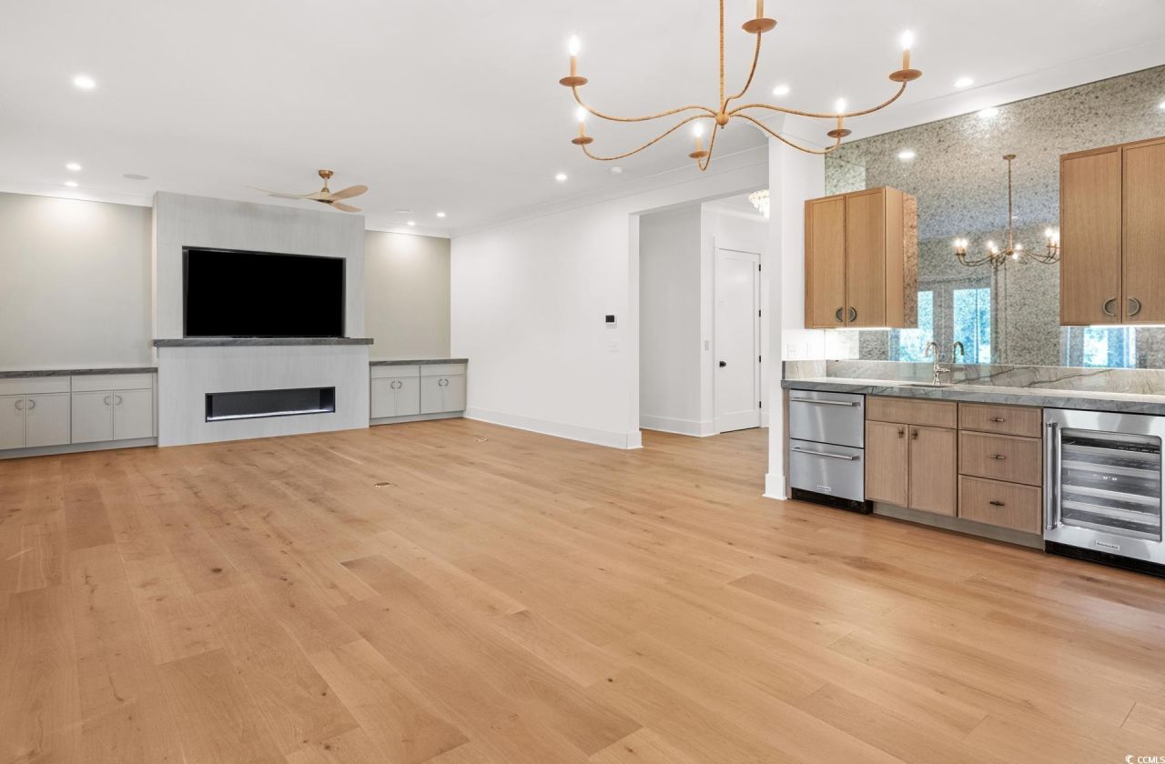 575 Collins Meadow Dr. Photo 8