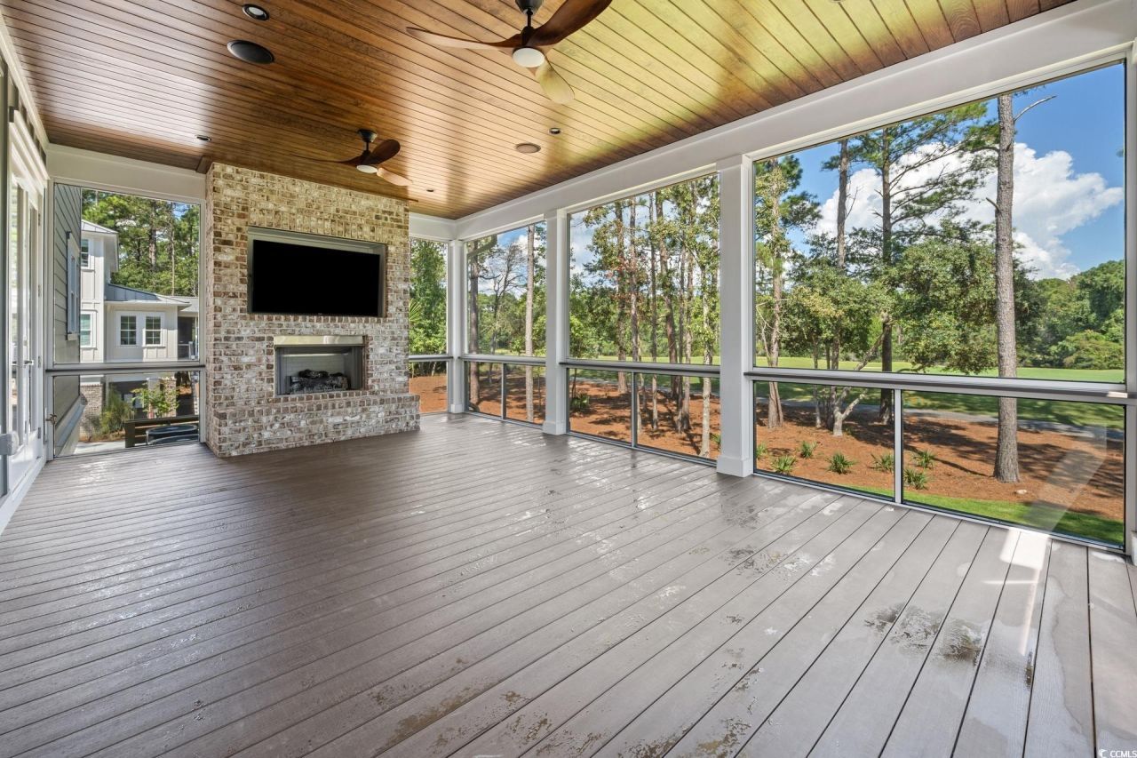 575 Collins Meadow Dr. Photo 9