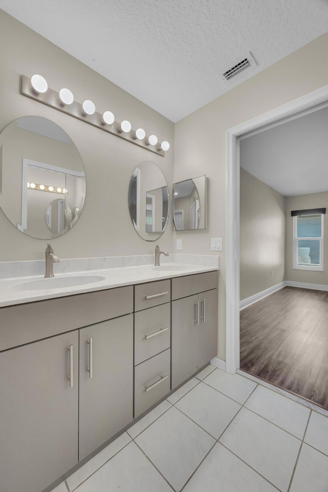 8330 Hidden Pines Road, Fort Pierce, FL 34945 Photo