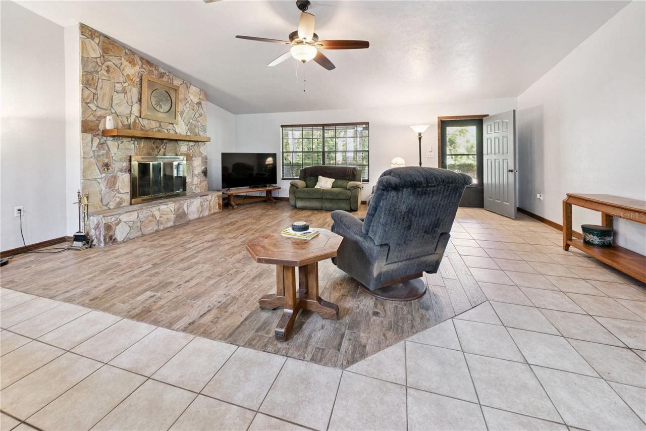 5098 SW 47th Loop, Lake Butler, FL 32054 Photo
