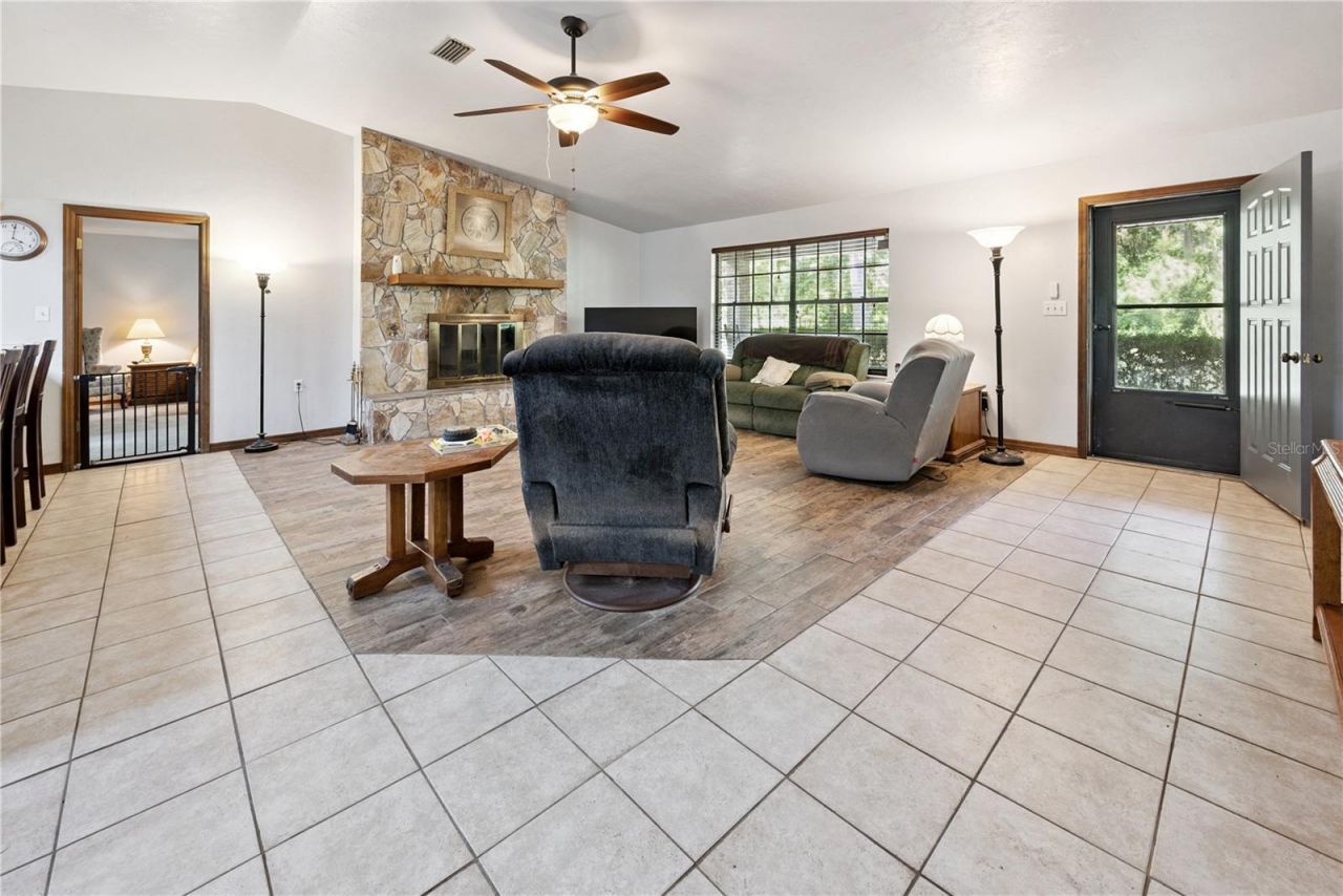 5098 SW 47th Loop, Lake Butler, FL 32054 Photo