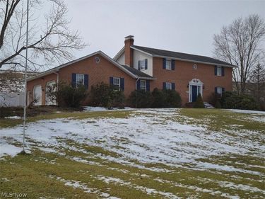 10400 Lincoln Street SE, East Canton, OH 44730