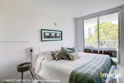 720 NE 62nd St, Unit 402, Miami, FL 33138 Photo