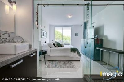 720 NE 62nd St, Unit 402, Miami, FL 33138 Photo