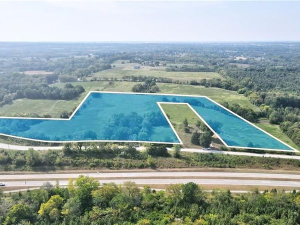 E 147th Street, Grandview, MO 64030