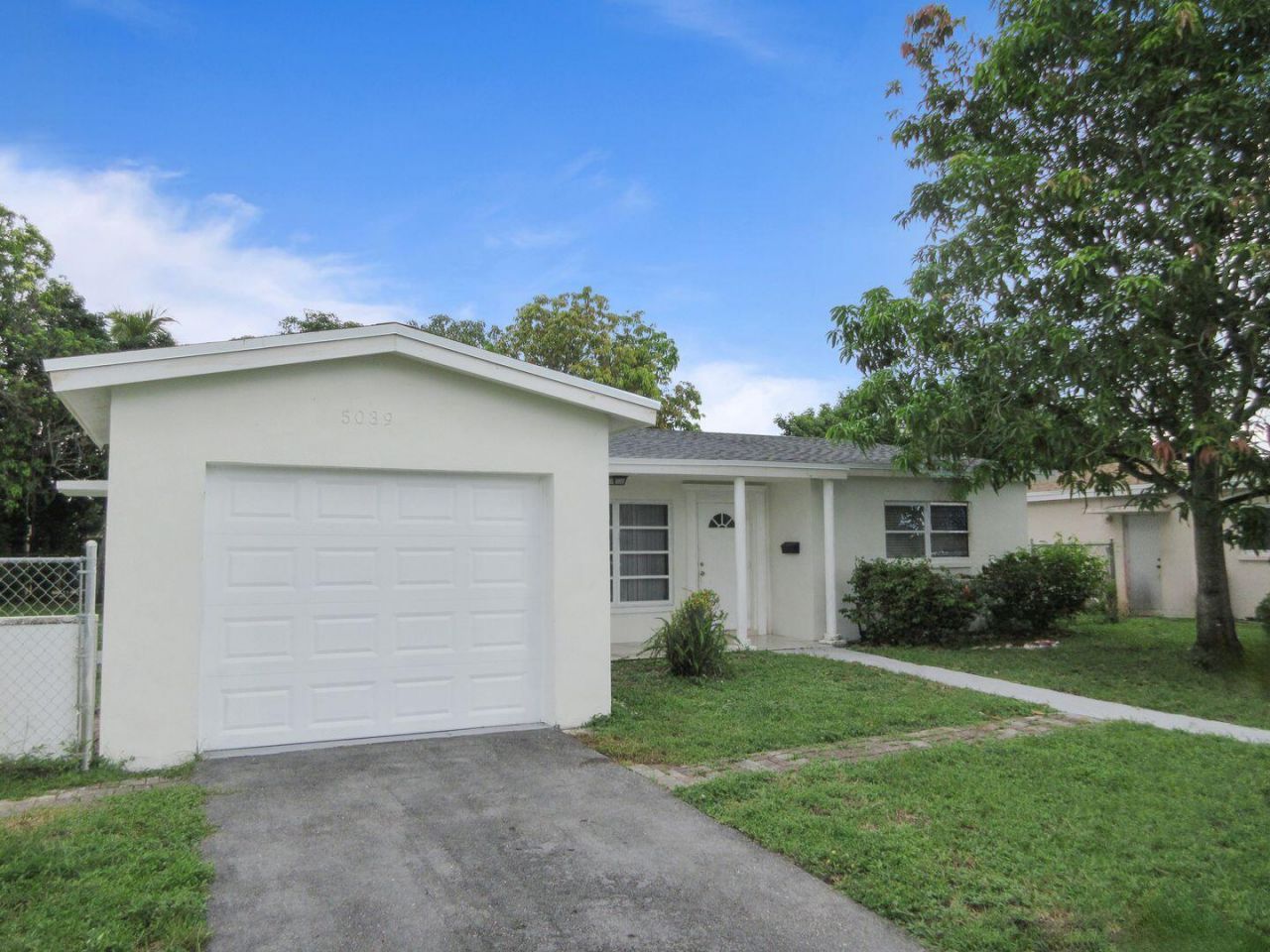 5039 NW 41st Court, Lauderdale Lakes, FL 33319 Photo